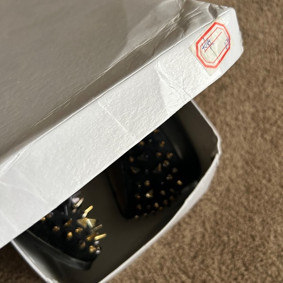BLACK LOAFERS W/ GOLD SPIKES main image 5